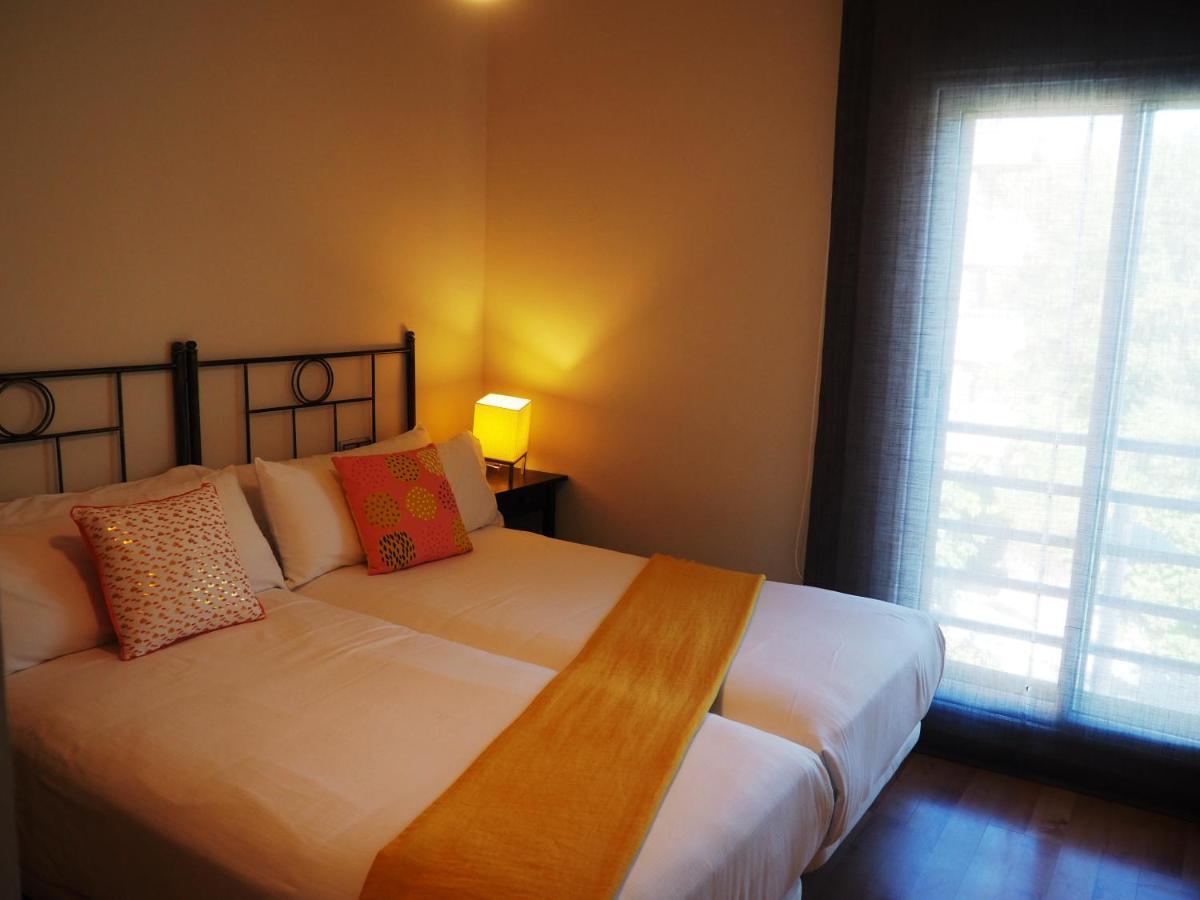 Apartamento Ainsa Pirineo Ngoại thất bức ảnh