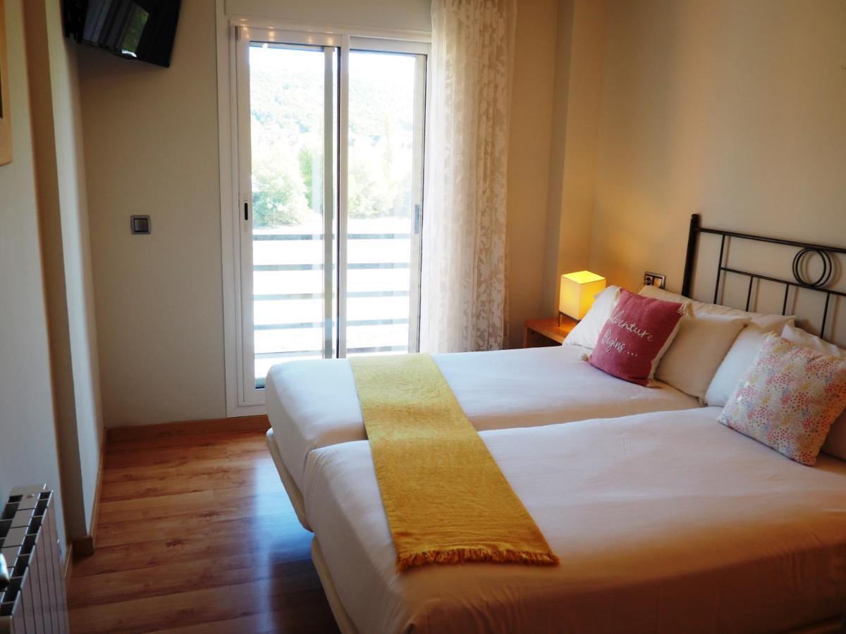 Apartamento Ainsa Pirineo Ngoại thất bức ảnh